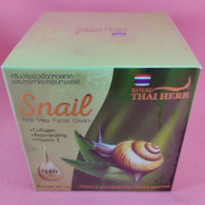 Антивозрастной крем для лица со слизью улитки и алое вера Royal Thai Herb Skin Reparing Cream, 50гр